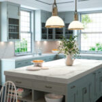 Farmhouse kitchen with Island in Caesarstone 5131 Calacatta Nuvo