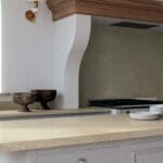 Caesarstone Quartz 5222 Adamina white kitchen