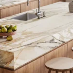 Caesarstone Lioli Porcelain 536 Antikella kitchen with island