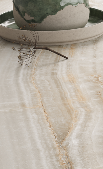Caesarstone surfaces' Luster Effect